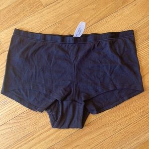 Victoria’s Secret panty cotton boy shorts black NWT size L
